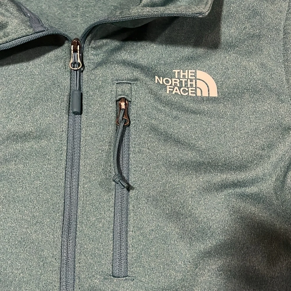 The North Face Blue Quarter-Zip Jacket - Picture 4 of 5